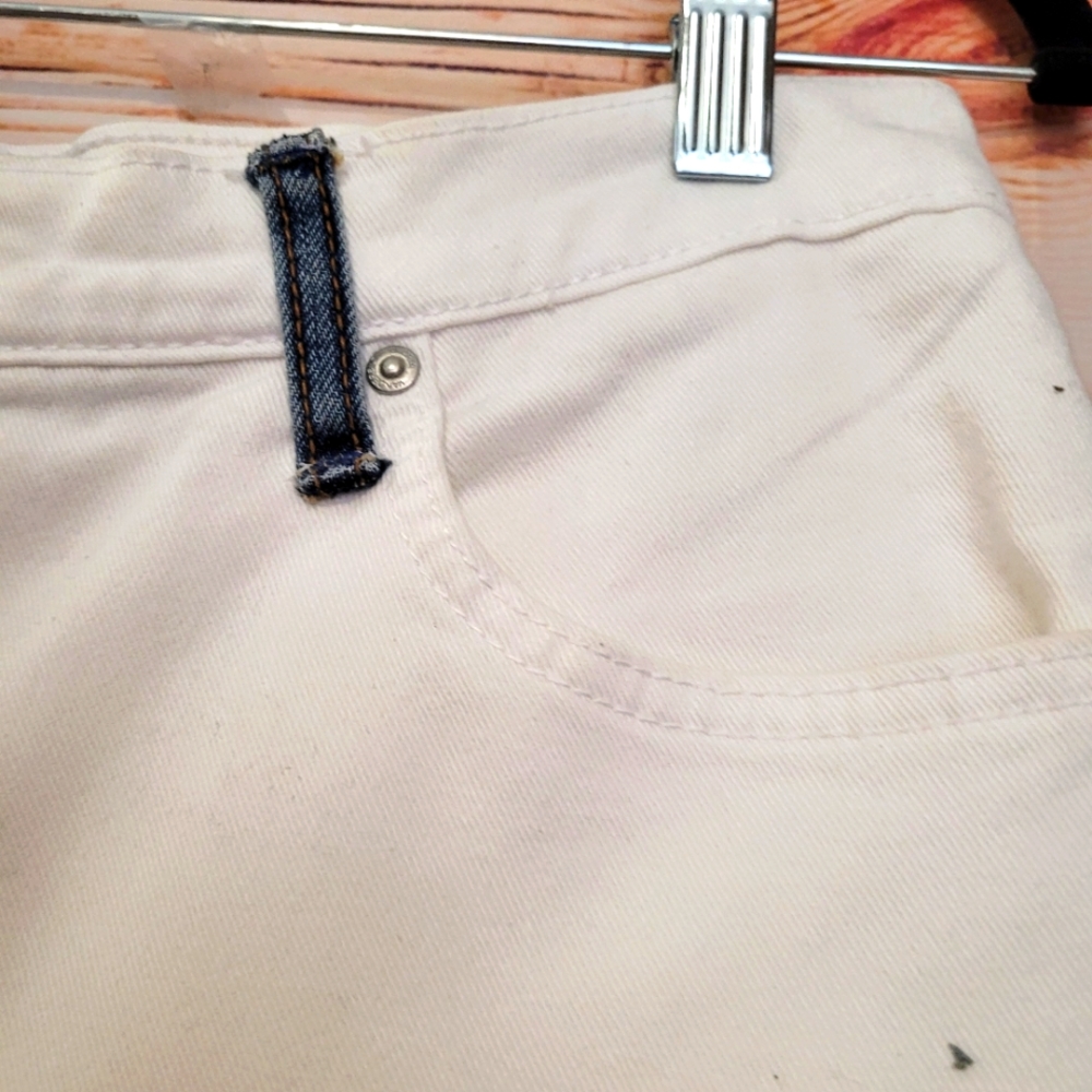 Upcycled Handmade Gloria Vanderbilt white AND blue Denim Skirt! - Picture 4 of 11